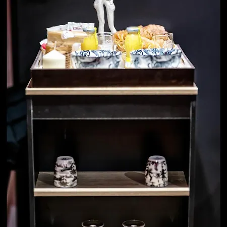 Πανσιόν Les Secrets De